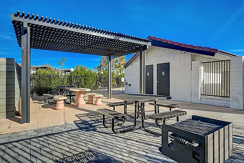 Bolero Apartments Photo 1