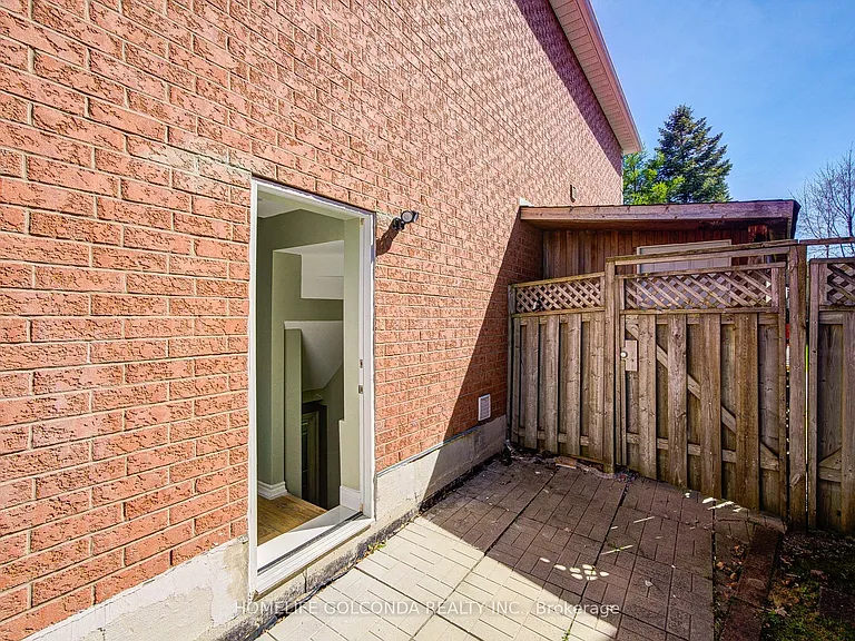 263 Milliken Meadows Dr #BASEMENT — Photo 3