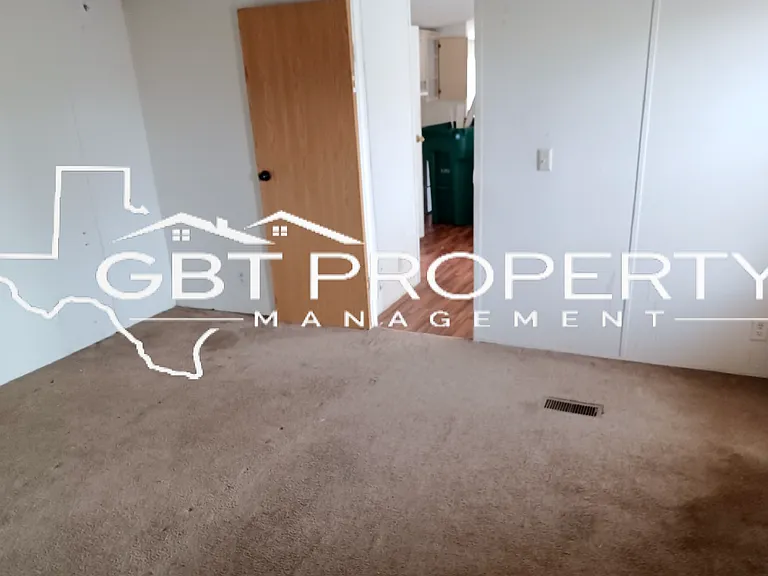 509 Maple St — Photo 6