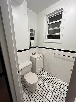 Rented by Oxford Property Group | media 14