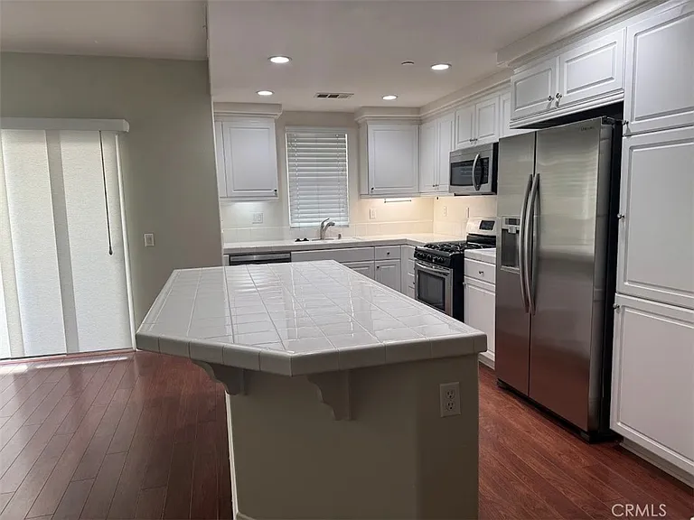 8152 Parkside St #8152 — Photo 6