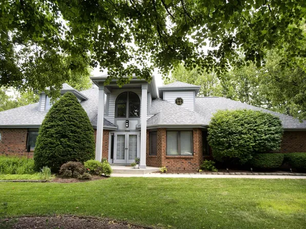 1844 West Brantwood COURT, Glendale, WI 53209