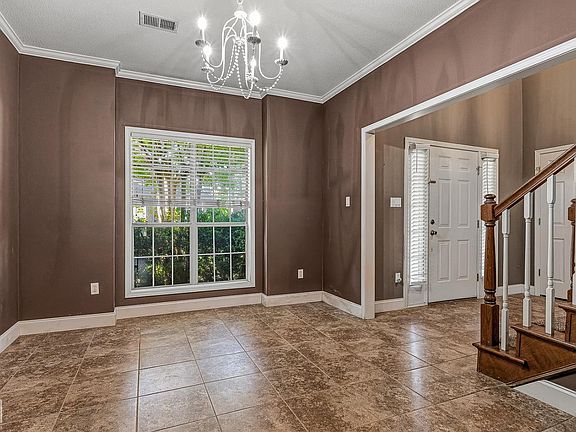 5th image of 4108 Stephanie Ln