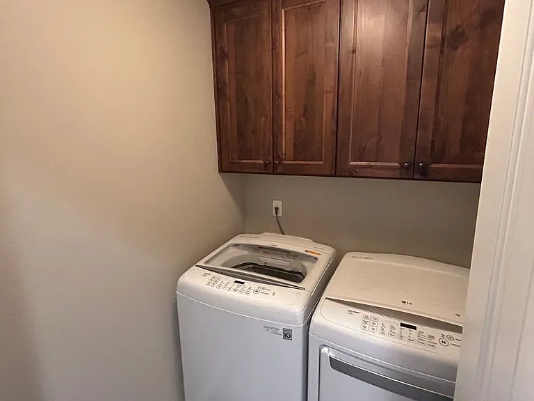 407 Dreas Way — Photo 12