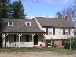 2 Ringneck Rd, Lexington, VA 24450
