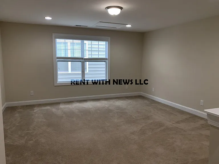 529 Finnbar Dr — Photo 16