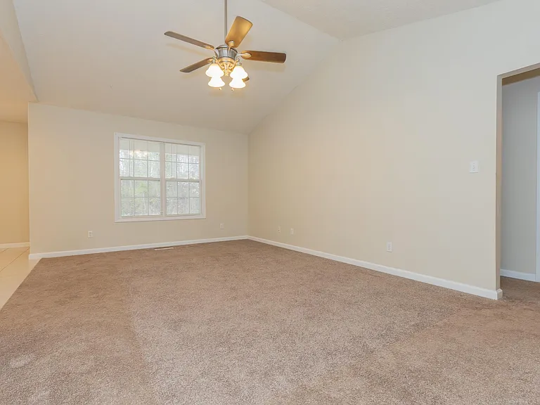 7778 Sandalwood Dr — Photo 3