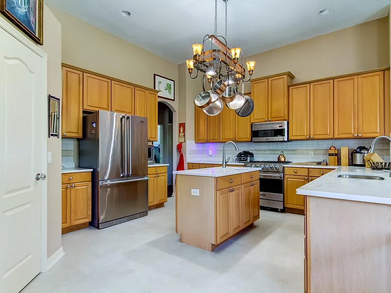5533 Winhawk Way — Photo 13