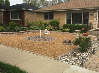 139 S Plum Grove Rd, Palatine, IL 60067