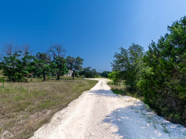 17839 State Highway 16 N LOT ABST, Medina, TX 78055