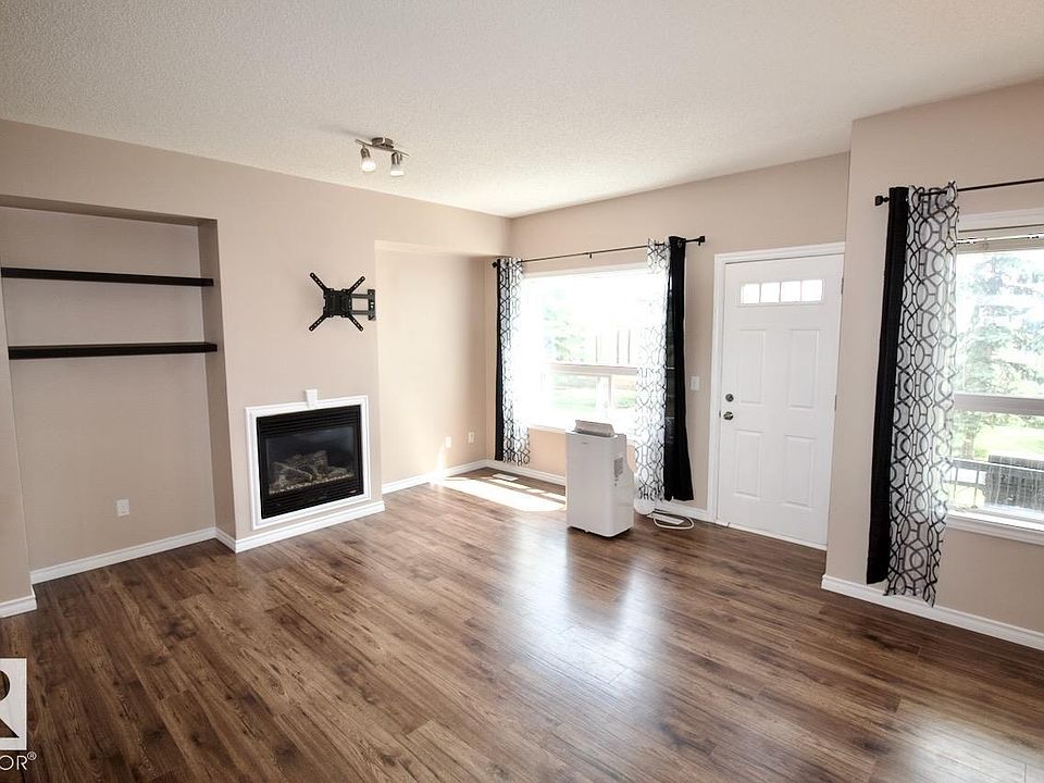 1st image of 3010 33rd Ave NW #38
