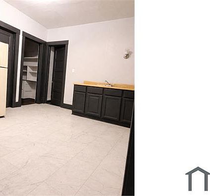 2nd image of 3127 N 28th St #3127