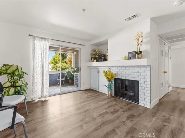 111 S Lakeview Ave, Placentia, CA 92870