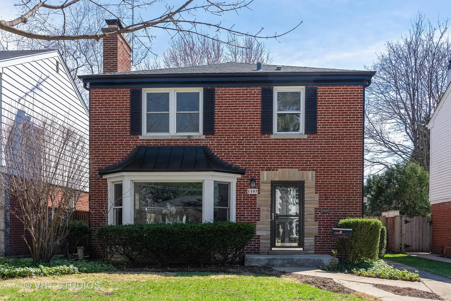 1105 E Mayfair Rd photo 1