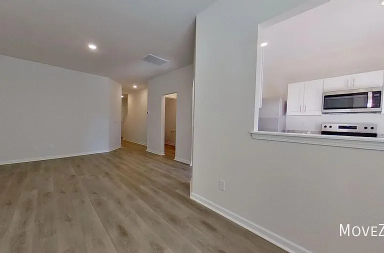 5403 Avery Dr — Photo 6