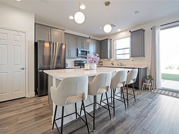 5th image of 10162 Ashford Mill Ct