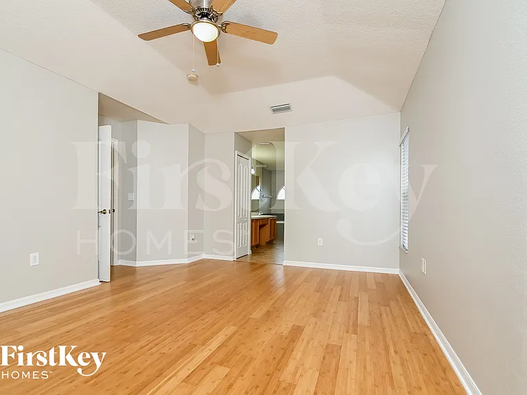12762 Standbridge Dr — Photo 11