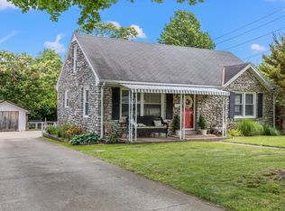 503 Freeman Dr, Lexington, KY 40505