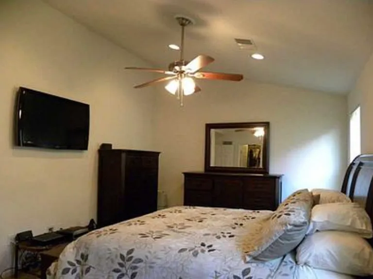 6003 Middlefield Dr — Photo 7