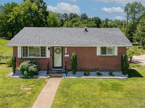 903 Old Cape Rd, Jackson, MO 63755