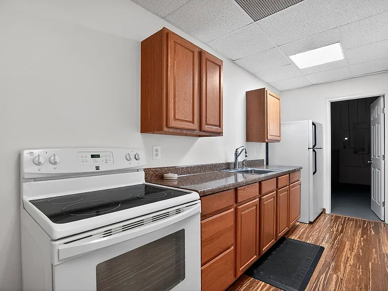 3523 Hilltop Dr — Photo 15