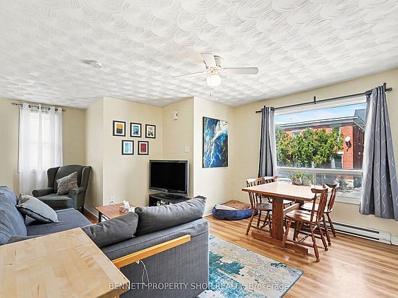 5th image of 34 Hazel St