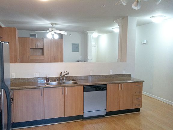 4th image of 1480 Broadway #2508