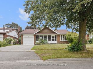 821 Ferndale St, Oshawa, ON L1J 5L8