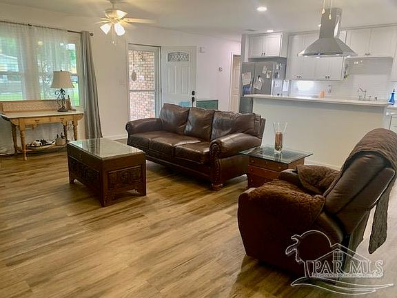 4th image of 3470 Tide Dr