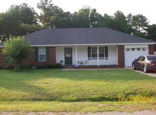 2701 Genoa Dr, Sumter, SC 29153