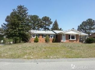 610 Francis Ct, Spring Lake, NC 28390