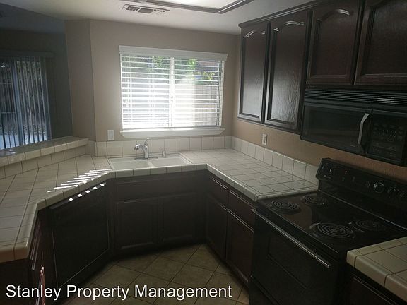 5th image of 5609 Laguna Park Dr
