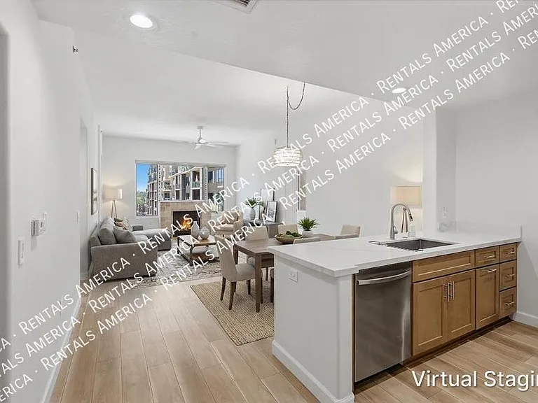 2302 N Central Ave #409 — Photo 2