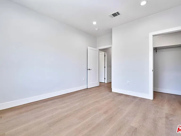 102 Marion Blvd — Photo 42