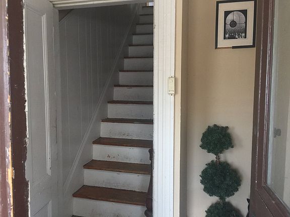 2nd image of 30 High School Ave APT 2