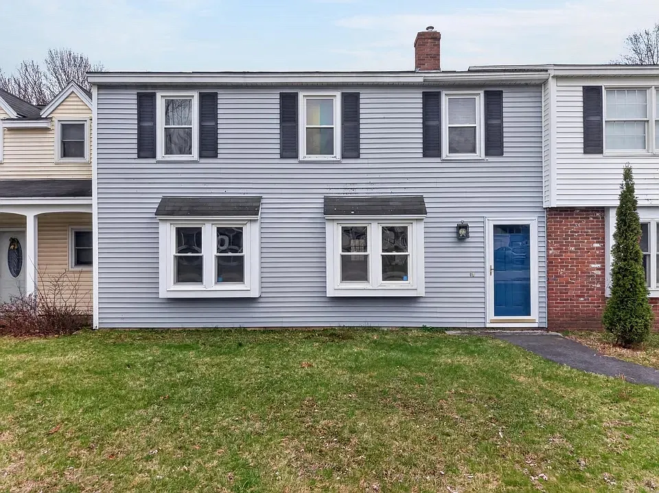 2 bed, 960 sqft, $2,300 — Photo 1
