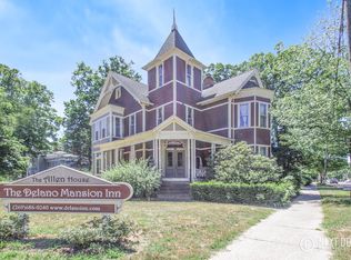 323 N Walnut St, Allegan, MI 49010
