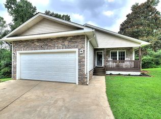 517 Signal Hill Ln, Inman, SC 29349