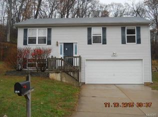 8563 Stone Mountain Ct, Pevely, MO 63070