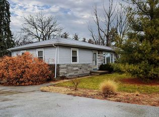 921 E Babcock Ave, Addison, IL 60101