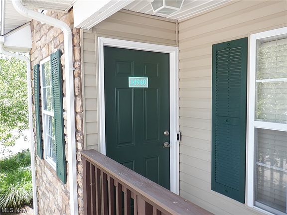 3rd image of 14940 Lenox Dr #540