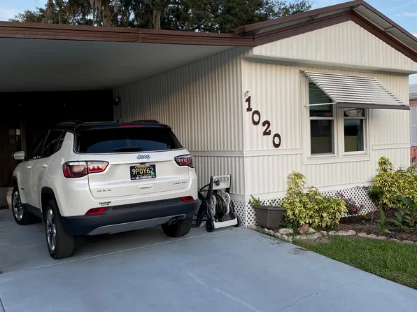 1020 Acorn Trl, Wildwood, FL 34785