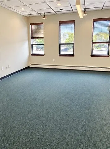 Studio, $8,400 — Photo 4