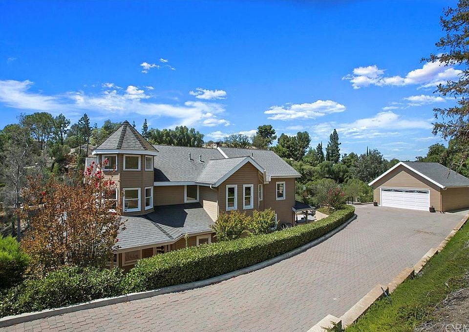 1st image of 1411 Vista Del Mar Dr