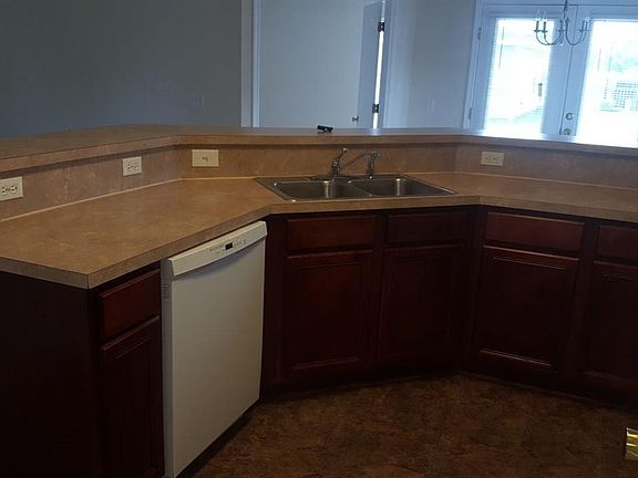 4th image of 205 Cohasset Ct