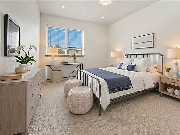 3rd image of 4235 Francis Ave N APT 201