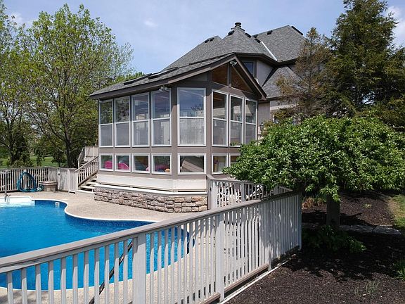 2nd image of 6201 Heritage Lakes Dr