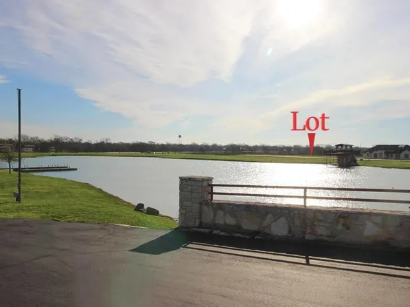 510 River Ranch Cir, Martindale, TX 78655