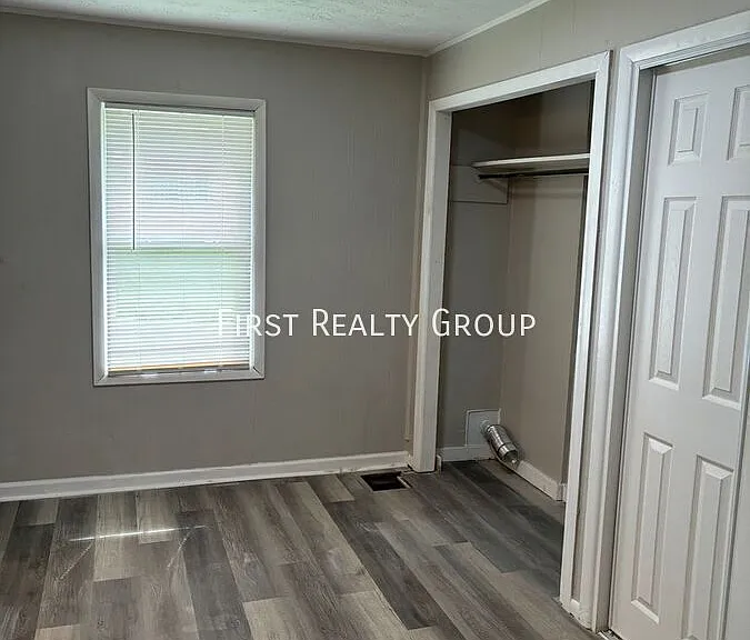 1671 Gummer Ave — Photo 7