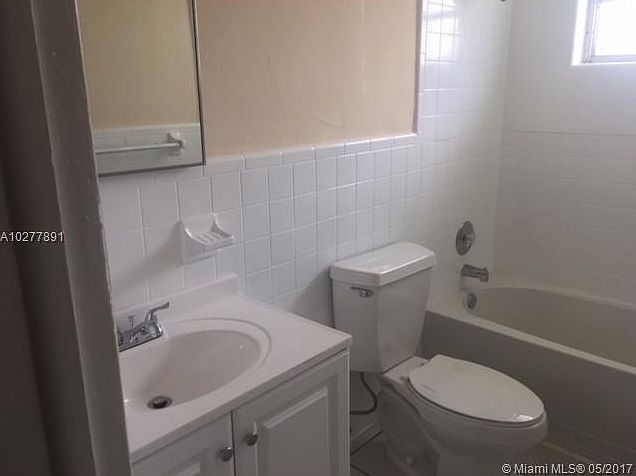2nd image of 6630 SW 84th St